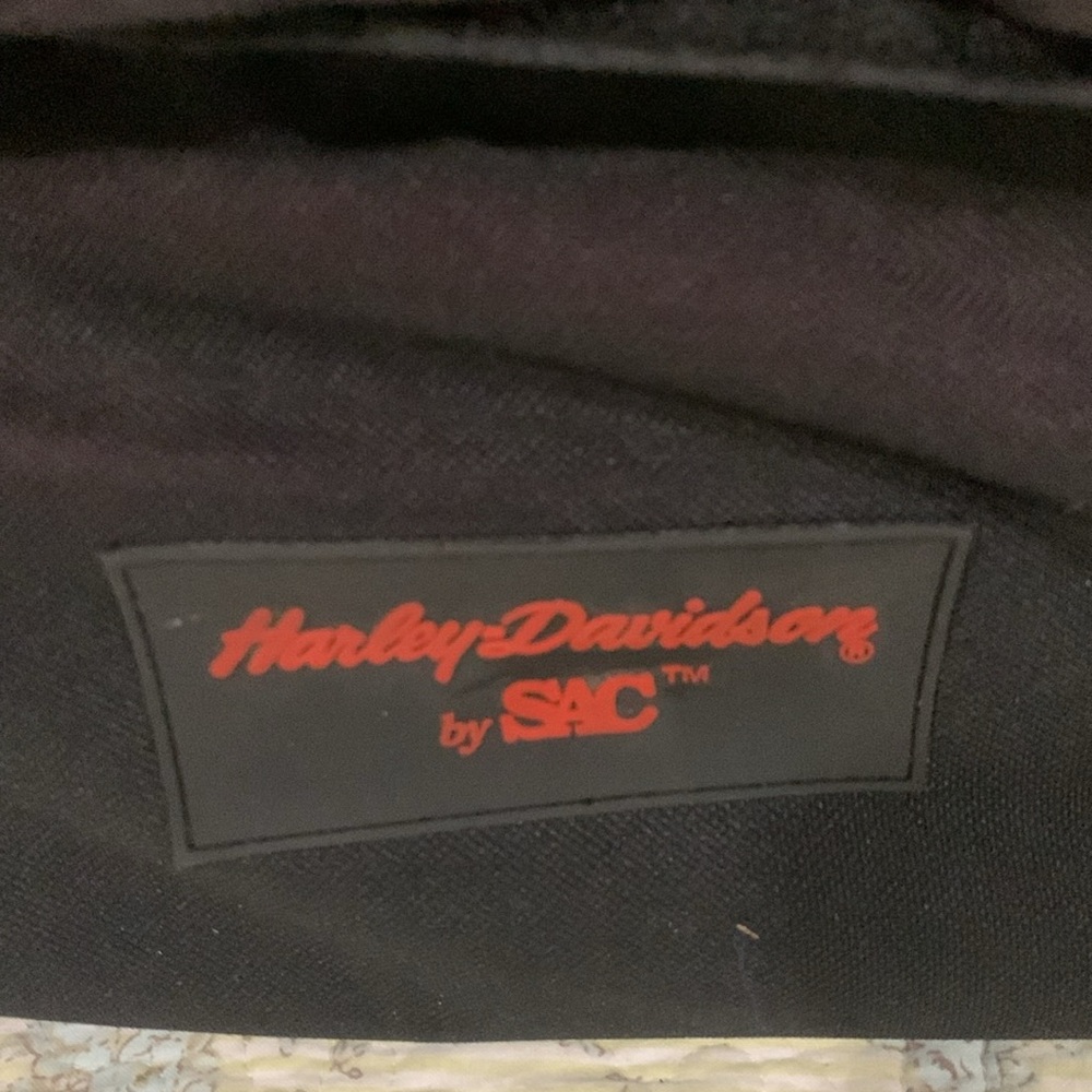 Harley Davidson By SAC Touring backrest sissy bar travel luggage pack Like NEW - Picture 2 of 8